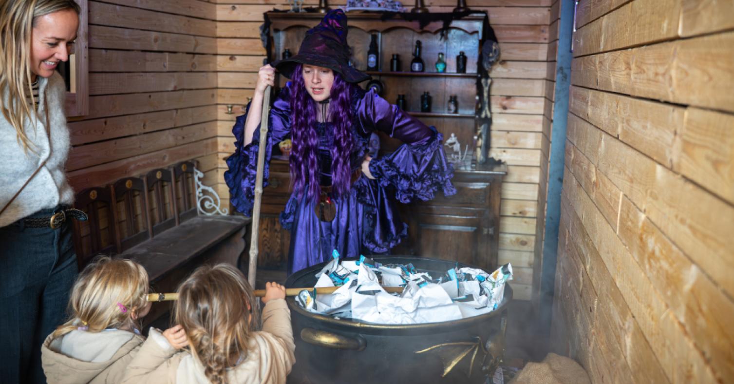 Halloween au Sortilège : une mission magique au cœur de la forêt !