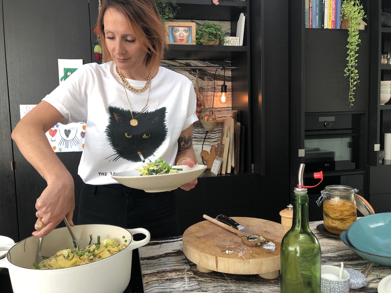 Informeer details oogopslag Groenten met pasta zonder poespas: het recept van gasthoofdredactrice Sofie  Dumont